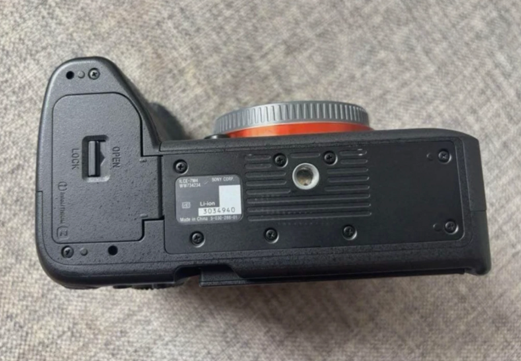 Sony Alpha a7 IV Mirrorless Camera Body Box Battery Strap 3000 Shutter A7M4 JDM