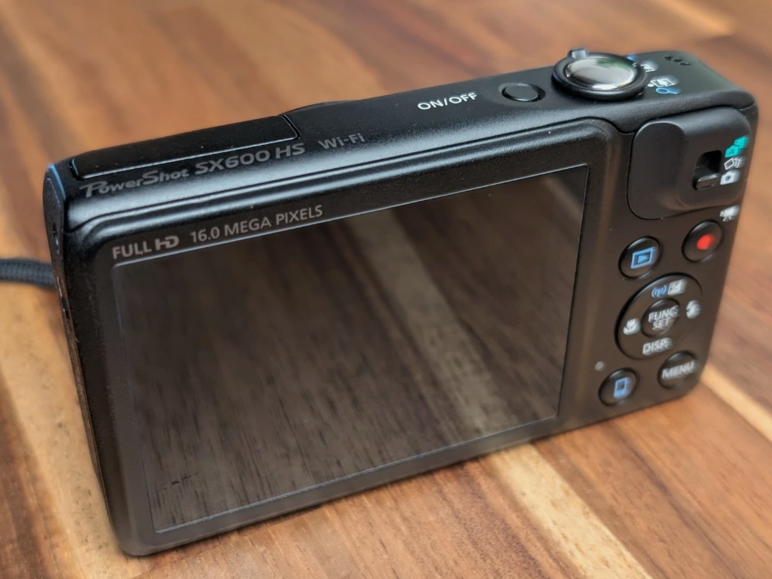 N MINT Canon Power Shot SX600 HS 16MP 18x Digital Camera English ok Japan