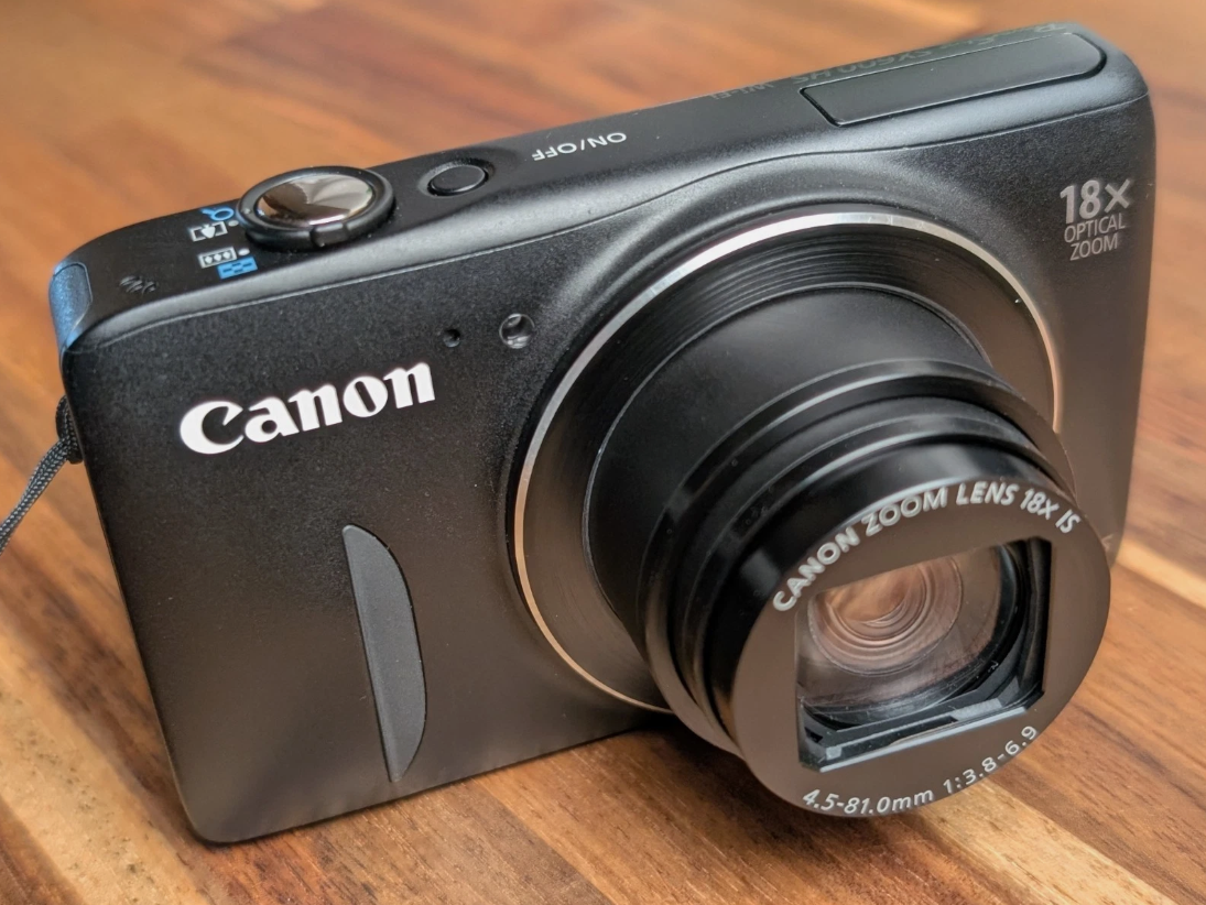 N MINT Canon Power Shot SX600 HS 16MP 18x Digital Camera English ok Japan