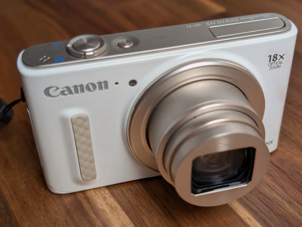 Excellent Canon Powershot SX610 HS Compact Digital Camera 18X 20.2MP English ok