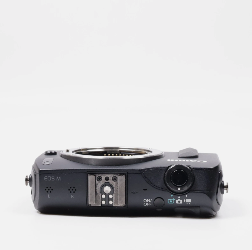 Canon EOS M 18.0MP Mirrorless Digital Camera Black [Near Mint]