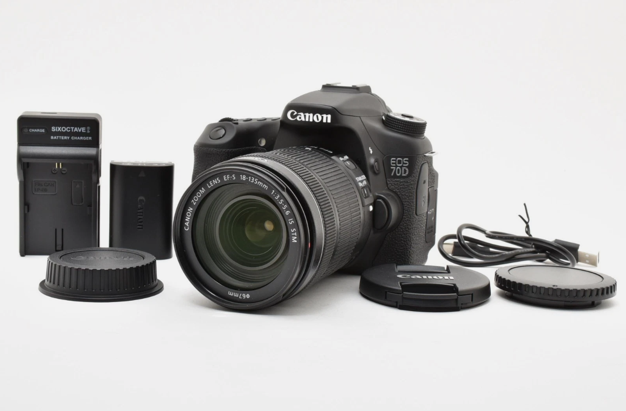 Canon EOS 70D DSLR Camera Body + 18-135mm f/3.5-5.6 IS STM Lens w/Caps Japan