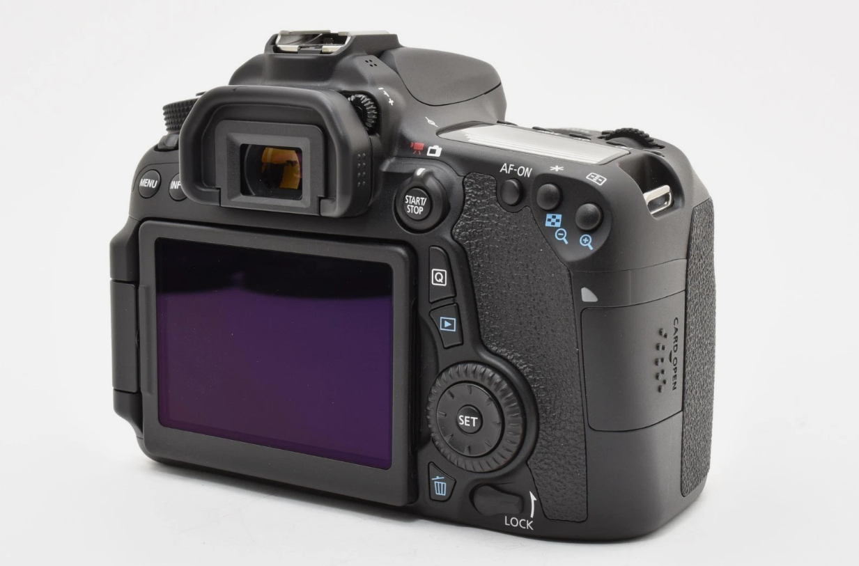 Canon EOS 70D DSLR Camera Body + 18-135mm f/3.5-5.6 IS STM Lens w/Caps Japan